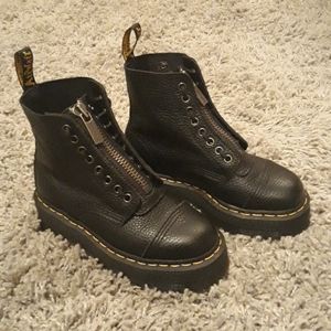 Dr. Martens Sinclair Zip front boots